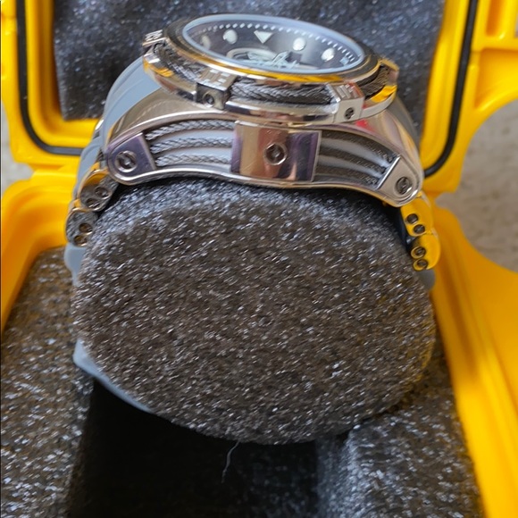 Men’s Invicta Reserve Bolt Watch - Picture 3 of 8